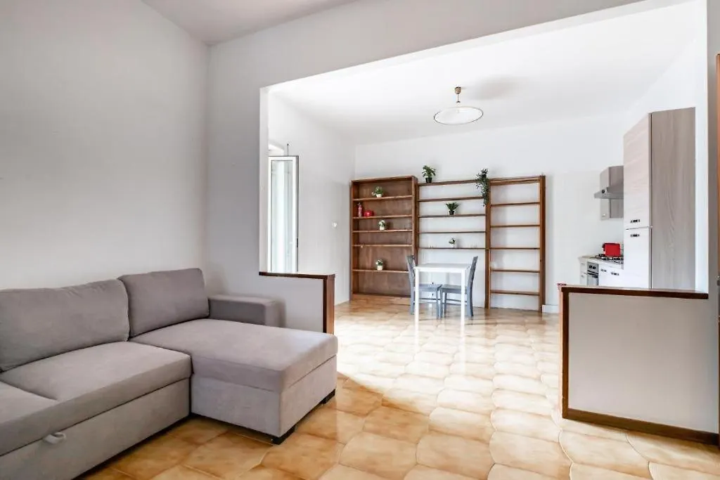 House - Monteverde Apartment Rome