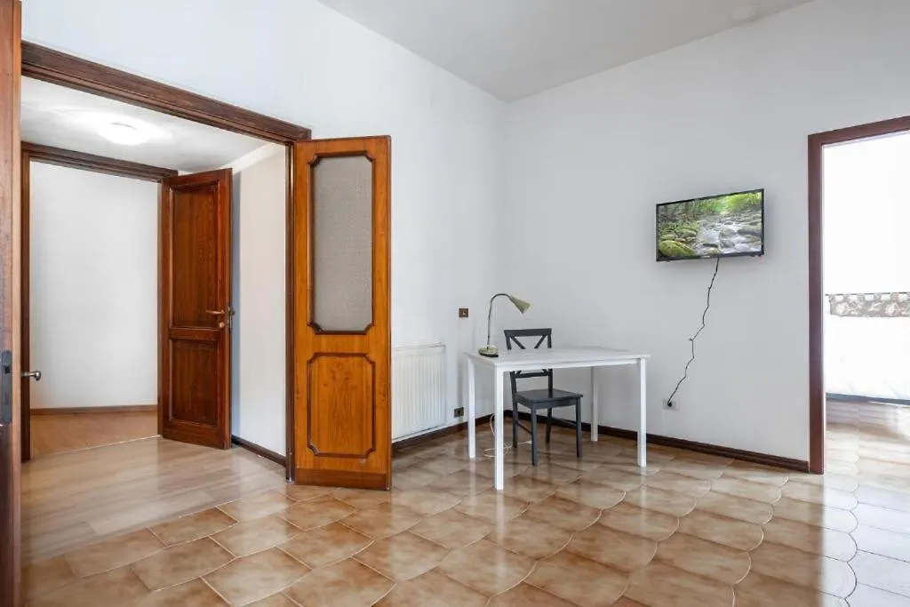 House - Monteverde Apartment Rome